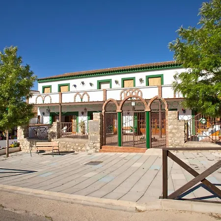 Cultural Montelucia 公寓 *