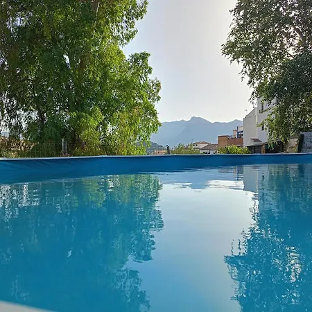 Cultural Montelucia 公寓